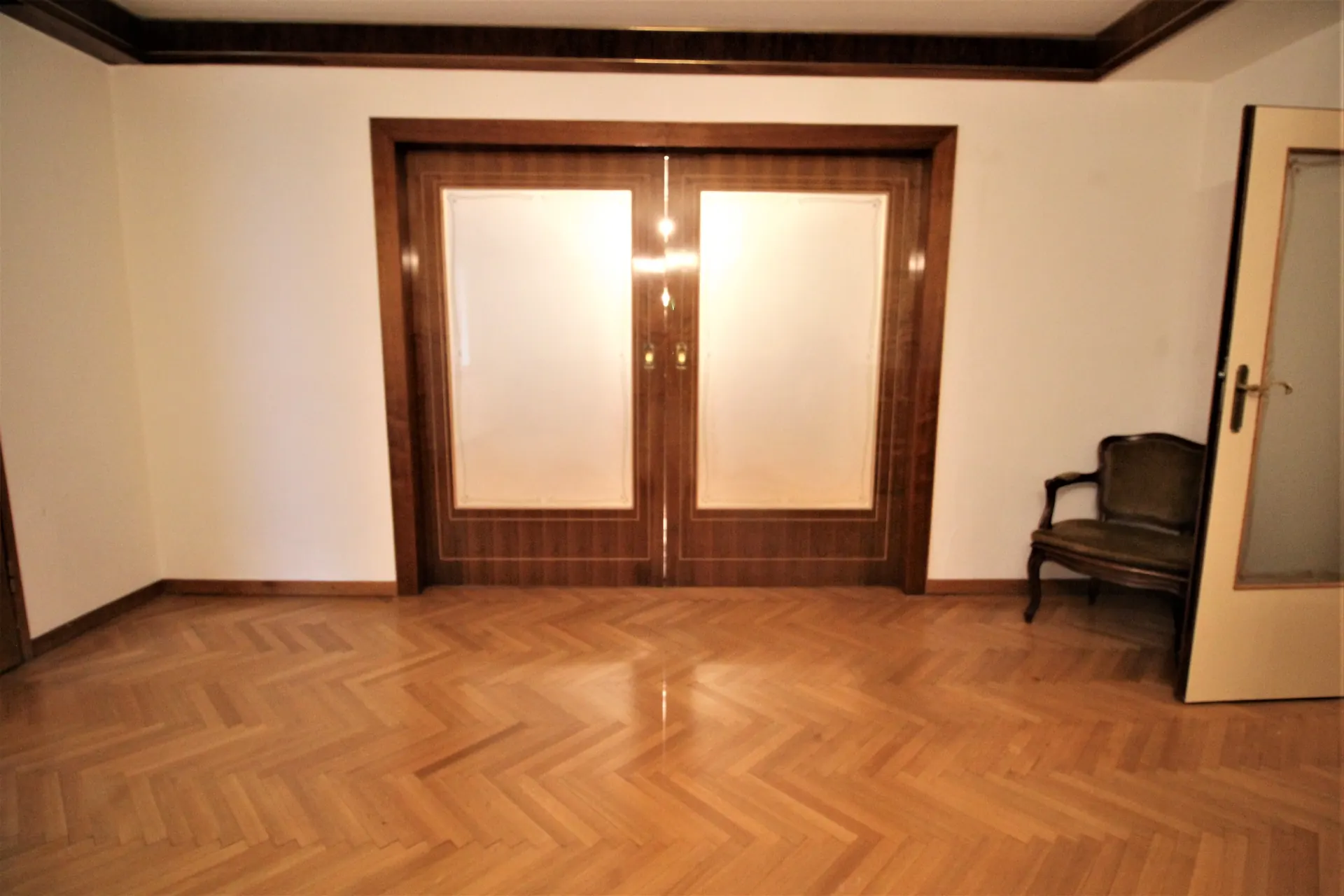 Haus Wien tür holzdielen – Immobilienmakler Wien | IZY Immobilien