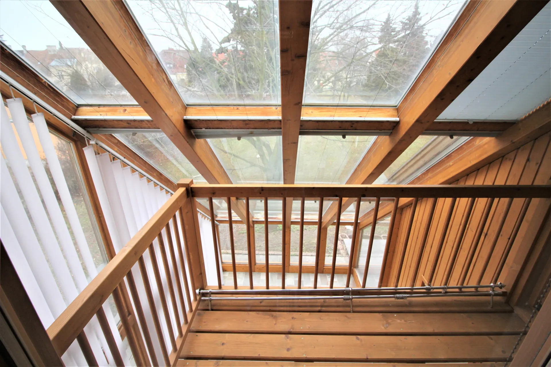 Haus Wien Galerie holzbalken – Immobilienmakler Wien | IZY Immobilien Haus Wien Galerie holzbalken – Immobilienmakler Wien | IZY Immobilien