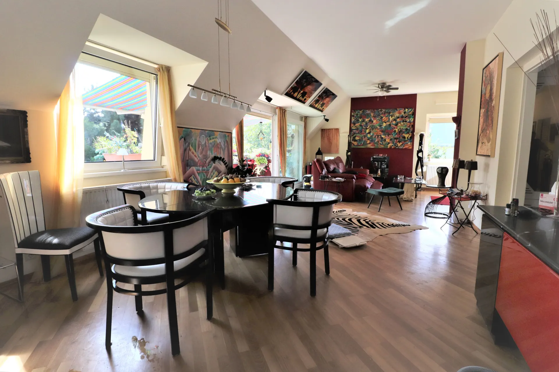 Haus Wien Wohnzimmer gemütlich – Immobilienmakler Wien | IZY Immobilien