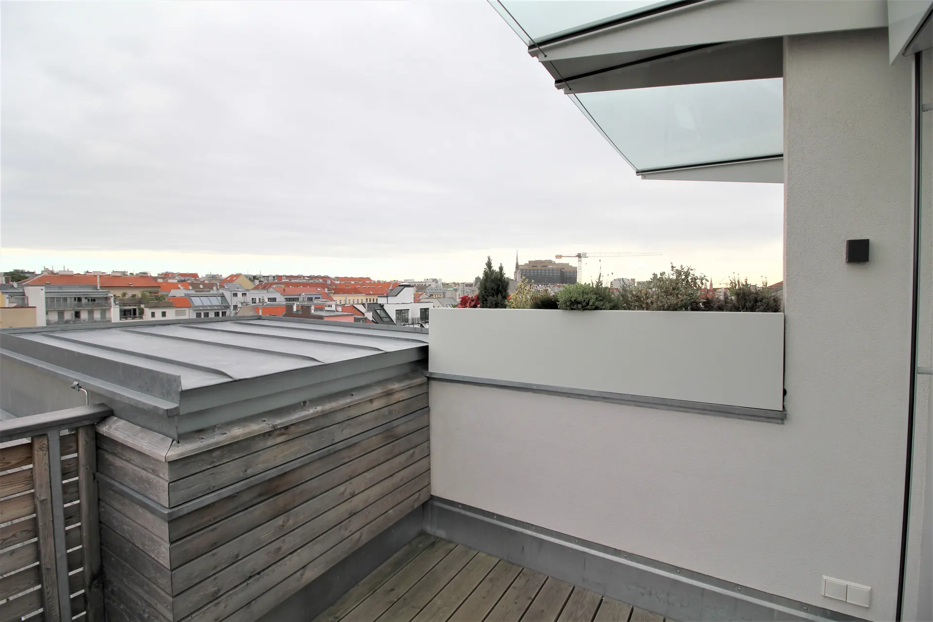 Dachgeschoss Wien Dachterrasse Aussicht – Immobilienmakler Wien | IZY Immobilien