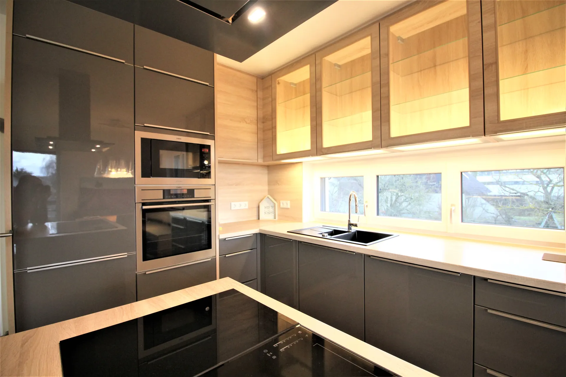 Haus Wien Küche modern – Immobilienmakler Wien | IZY Immobilien