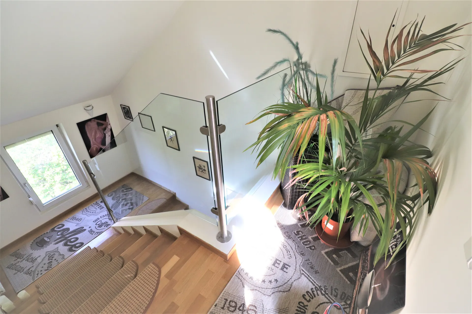Haus Wien Treppe glasgeländer – Immobilienmakler Wien | IZY Immobilien